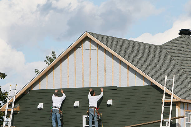 Professional Siding Installation technician working in Zanesfield, OH